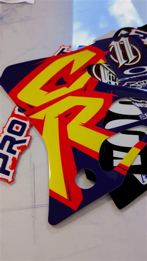How good are these! 1995 Honda CR125 kit with some super cool retro trimmings. Massive thanks to @vizion_concepts for getting it done right. #CR500 #supercrossmasters #restoration #supercross #ausmotocross #offroad #motocrosslife #twostroketuesday #inastacross #dirtbike #supercross #procircuit #mxaus #powdercoating #motogirl #anodize #garageeleven #mxlifestyle #CR125 #suzuki #kawasaki #motocrossrider #motocrossracing #motocrossride #motocrossrace #motocrosstrack #motocrosstraining #motocrossacti