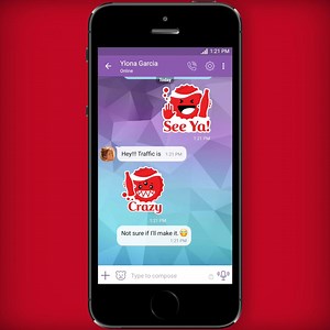 Sa tingin niyo, who would say “I love you” first? Si Bailey kaya o si Ylona? Watch to see how they Share The Feeling with the Coke Emoticon Stickers on Viber! Check them out here www.viber.com/stickers/cokeemoticons_ph #TasteTheFeeling | Coca-Cola