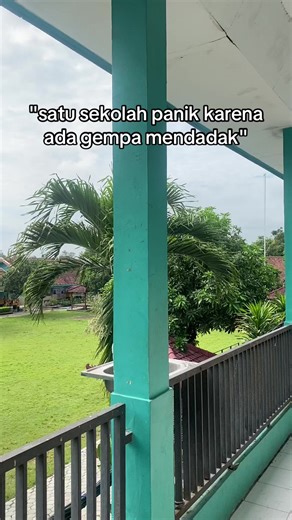 Panic at School: Earthquake Hits Kediri