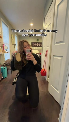 These are the most comfortable shoe I’ve ever owned @Rothy’s #rothys #cheetah #comfortableshoes #clogs #springshoes