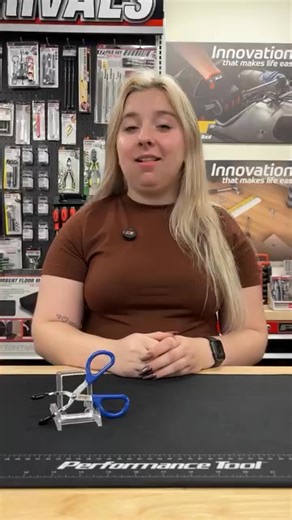 Help your light bulbs last longer with this automotive bulb remover 💡 #performancetool #diy #garage #cars #trucks #carlifestyle #carstagram #carsofinstagram #builtnotbought #garagebuilt #automotive #auto #tools #handtools #carcare #automobile #carfixes #carrepairs #mechanic #history #toolfacts #tooltips #handtools #garagegoals #automobile #howto #educational | Bore And Stroke Explanations