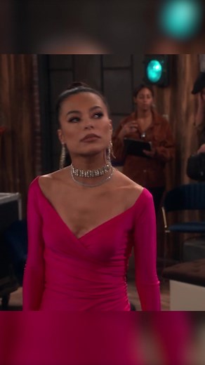 Sunny is back! 🤪☀️ The new season of #iCarly is out now on @Paramount Plus 🎥💖