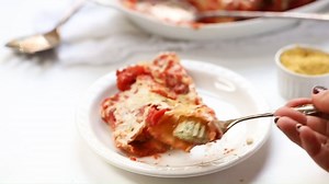 18K views · 328 reactions | This vegan ricotta is made with tofu, lemon juice and garlic is a creamy, fluffy, versatile plant-based cheese for your favorite Italian recipes. Whether it's lasagna, stuffed shells, manicotti and more, you can easily make all your favorites vegan! RECIPE HERE: https://www.simplyquinoa.com/vegan-ricotta/ | Simply Quinoa | Facebook