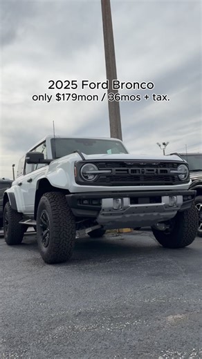 Adventure looks good on you 🌴 Get into a 2025 Ford Bronco for only $179/month for 36 months plus tax with $0 down payment. Bold design, off-road capability, and serious style all wrapped into one iconic SUV. December only. 📍 Midway Ford 8155 W Flagler St, Miami, FL 33144 📞 (786) 638-3198 #MidwayFord #FordBronco #BroncoLife #MiamiCars #DecemberDeals #FordSUV #AdventureReady