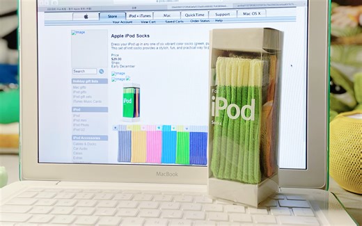 iPod Socks 苹果出过袜子？康康19年前的“iPod革命性新产品”