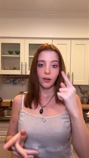 Elizabeth Harris on Instagram: "Have the tables turned 🤨"