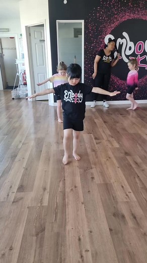 Modern 1 perfecting their travels👌 Well done girls!! ❤️ #dancestudiolife #danceinclusion #InclusiveDance #danceclasses #nuneatonandbedworth #EmbodyDance #Nuneaton #fundance #allabilities #nuneatonmums | Embody Dance