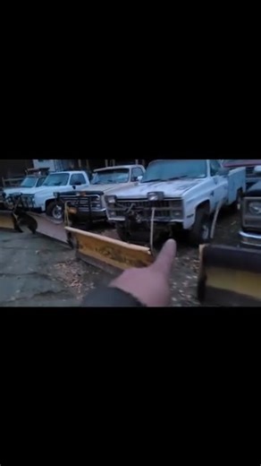 How ready are the plow trucks for this season? Since recording this the only thing I've done is sold one of these and it was one that was ready. | Big Trucks Low Bucks