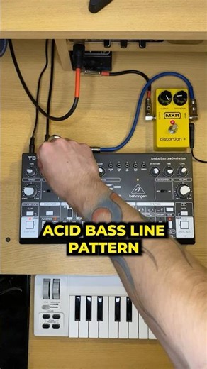 Behringer TD-3 - How to Program a Pattern
