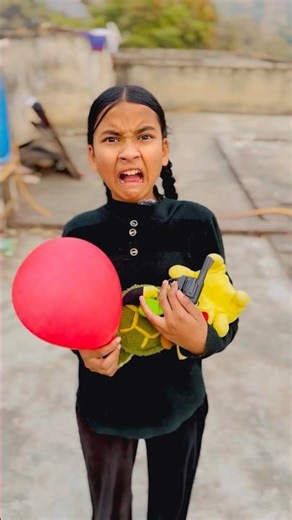 Puntu Ke Piche Ye Kon Pad Gaya 😱😳|| #shorts #ytshorts