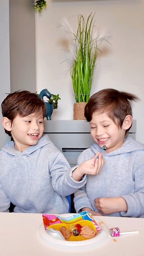 Maasim na DIY Bento Box! 🤣 | Charlie & Chino