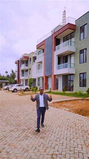 An Investment opportunity for Foreigners in Rwanda. This 6 in 1 new apartment building can be yours, its part of an estate called Citizen Residential Estate located in Kigali, Kicukiro, Busanza. With 6 units each having 3 bedrooms and 2.5 baths, they have a very spacious rooftop, and each units gets 1 parking space. Price: 550,000,000RWF, approximately 377,000$ If interested, reach out on 250788441844 or 250785743533. www.quick.rw | Quick Homes Rwanda