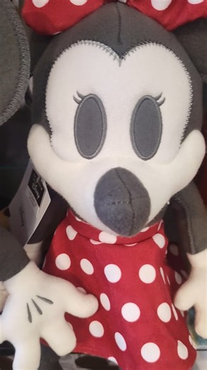 🐭Disney Mickey Minnie Mouse Merch Plushies Blanket Valentines Gift Hallmark #viral #trending #shorts