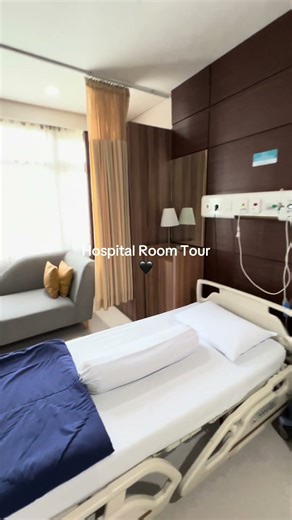 I have no other content ready to post, so I guess here’s a little hospital room tour… #roomtour