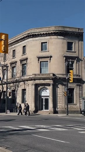 Street walk at The Junction 🚶🏻‍♀️✨ #TheJunction #TorontoLife #TorontoVibes #StreetWalk #CityExploration #TorontoStreets #UrbanVibes #ExploreToronto | Waves and Sunshine