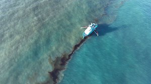 1.1 million gallon oil spill in Gulf has authorities scrambling for answers