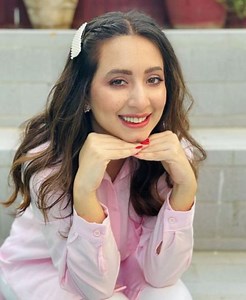 Komal Aziz Khan Wiki, Height, Age, Boyfriend, Husband, Family, Biography & More - WikiBio