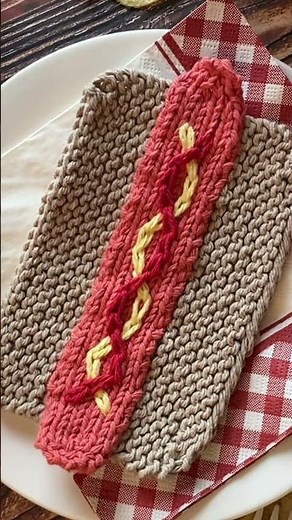 Hotdog Days of Summer Knit Dishcloth