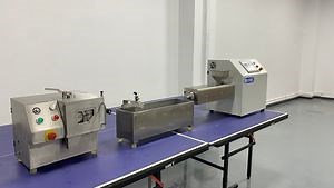 [Hot Item] Portable Desktop Extruder with Touchscreen Interface for Energy-Saving Design with Multi-Language Support