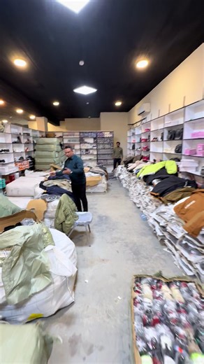 موضة الرجال في مركز أزياء روما