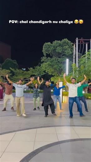 Aman on Instagram: "I love this song ❤️🎶 . . . . Song :- vanjhli vaja ( chal mele nu chaliye ) Singer :- @amrindergill Tags:- #bhangra #reels #dance #folk #amrindergillsongs #oldisgold #punjabi"