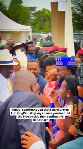 Today I comfirm to you that I am your New Luo KingPin...if by any chance you doubted the Side by side then confirm this Handshake from the Rt.Honorable Crowning me.Please congratulate me Dressed by Bespoke City 254715140140 | Bolo Bespoke