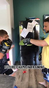 Padwork with Adam 🥊 Future champ in training. #boxing #boxingtraining #kidsboxing #boxingdrills #futurechamp #nzboxing #nz #viral #fyp #fighter #australia #boxingcoach | Adam Ibrahim Boxing