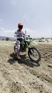 364K views · 10K reactions | 2022 Kawasaki KX450 testing at Glen Helen last week. Our in-depth MXA Tested video is on our website and YouTube channel now. In the video we dive into the changes it got last year, how it performs on the track, what our test riders like about it and what they don't like about it. | Motocross Action | Facebook