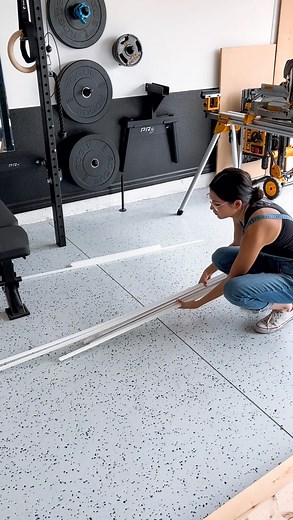 Leyla Chong on Instagram: "Done in ✨one weekend✨ kind of DIY projects. 1. Don’t under estimate the power of paint, and painting your ceilings isn’t off limits! 2. Remove those wired shelves & install custom plywood shelves - you wouldn’t believe how easy of a DIY this really is 3. Always add the window trim ;) These are 3 of my easy DIY projects from this year, and all of the step by step details are saved in my profile as story highlights 🤗 . . . #diy #diyhomeprojects #painting #paintproject #