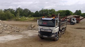 101 reactions · 23 shares | In the construction sector the availability and reliability of your vehicles can be vital in securing new business. The DAF ‘Ready to Tip’ CF FAD Tipper features bodies from Boweld Truck Bodies LTD, Wilcox Commercial Vehicles or Thompsons Tippers and is available now. Talk to your local DAF dealer about our Ready to Go programme or visit https://www.dafdealernetwork.co.uk/stock-vehicles/ | DAF Trucks UK | Facebook