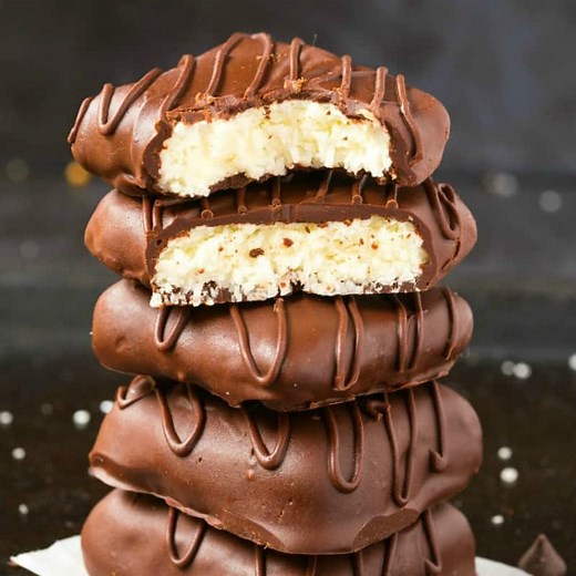 4-Ingredient Chocolate Coconut Bars - The Big Man's World ®