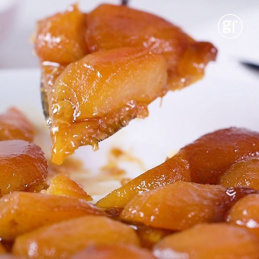 This tarte tatin combines all the best things… dark, sticky caramel, sweet apples and a deliciously crisp pastry. Try Raymond Blanc’s recipe for the classic French dessert this weekend. Find this recipe here: https://bit.ly/2Xy2BFY | Good Food