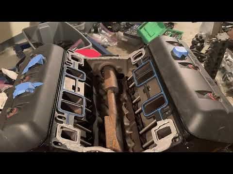 Part 10 - Mercruiser 4.3 (2) - Intake Manifold Install