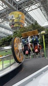 Riding Brain Surge at Nickelodeon Universe - Mall of America. This might have been a mistake! 😂 | Theme Park Review