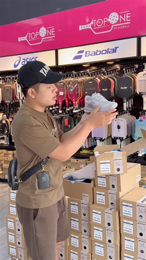 8K views · 27 reactions | Giày Pickleball Babolat Jet Tere 2 &Babolat Jet Mach 3 #TopOnePickleball #TruyềnTruyền #vợtpickleball #giàypickleball | Top One Pickleball | Facebook