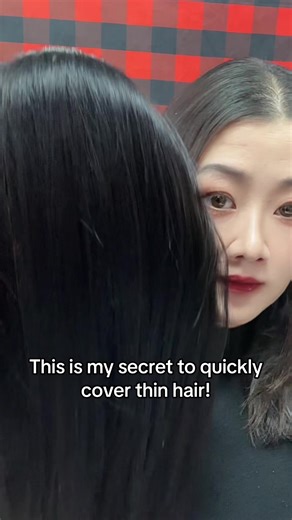 This is my secret to quickly cover thin hair, topper! Have you used it? #mofasalhair #hairtoppersforwomen #hairtoppersforthinninghair #hairtopper #hairtoppers #covergreyhair #hairlinepowder #hairstick #hairloss #hairlosssolutions #postpartum #wardroberefresh