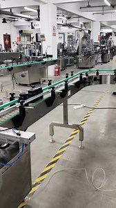 Square bottle labeling machine | Henan Cyril Machinery Equipment Co.,LTD