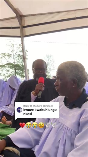 Unyazilwezulu Umhlalaphansi KwaMva Ngidi