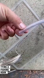 45K views · 72 reactions | Here's how you tie a fishing hook like a real pro! | Things Easier | Facebook