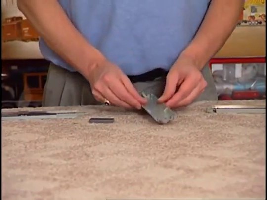 Bachmann Trains - Snap-Fit E-Z TRACK #6 REMOTE CROSSOVER TURNOUT - RIGHT (1/box) - NICKEL SILVER Rail With Gray Roadbed - HO Scale