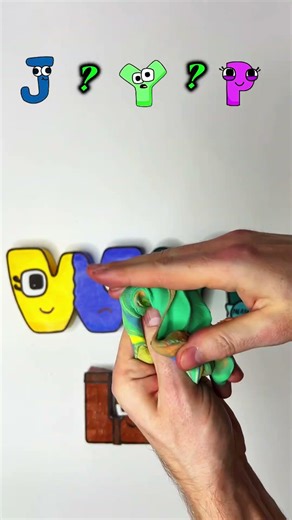 Clay Mix Alphabet Lore French vs Spanish vs RALR #alphabetlore