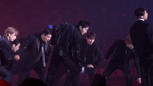 特别伟大的《opera》4K舞台-20240623首尔super show spin-off