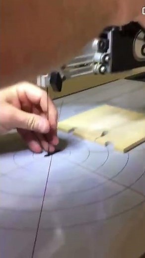 Blade Changed are Easy with The Seyco Scroll Saw!