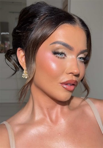 In-Depth Bridal Makeup Tutorial for 2026 Brides