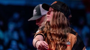 Seven points to Jenkins! 🙌 Kemberly Jenkins makes cornhole history by being the first female player to ever make it to the Singles quarterfinals of the National College Cornhole Championship! 🦾 | American Cornhole League