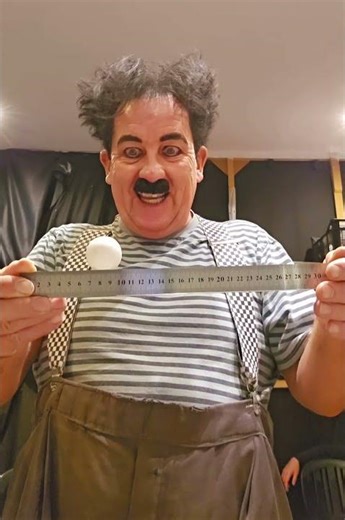 johnny circus tenerife charlie chaplin impersonator and entertainer