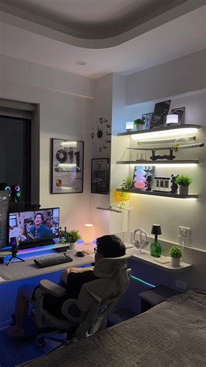 Chill với góc cải tạo mới, sau chuỗi ngày cải tạo, unbox không biết bao nhiêu món đồ. Thành quả là quá ưng luôn rồi #decor #setup #tiensetup #gamingsetup