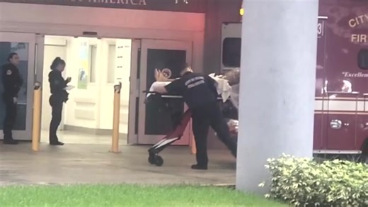 Man critical after stabbing at ATM in Miami - WSVN 7News | Miami News, Weather, Sports | Fort Lauderdale