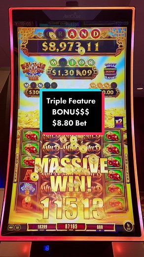 Fu Dai Lien Lien Jackpot! $8.80 bet 1¢ denom ……. #fudailianlian #slots #casino #casinolife #casinogame #hustle #casinos #gambling #advantageplay #entrpreneur #slotscasino #casinowins #gambleresponsibly #casinobonus #jackpot #handpay #jackpotslots #blackhawkcolorado