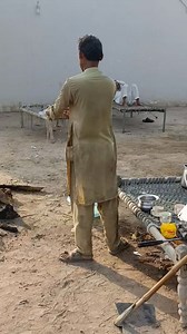 ایسا نائی پہلے کبھی نہیں دیکھا ہو گا | Story With Adnan